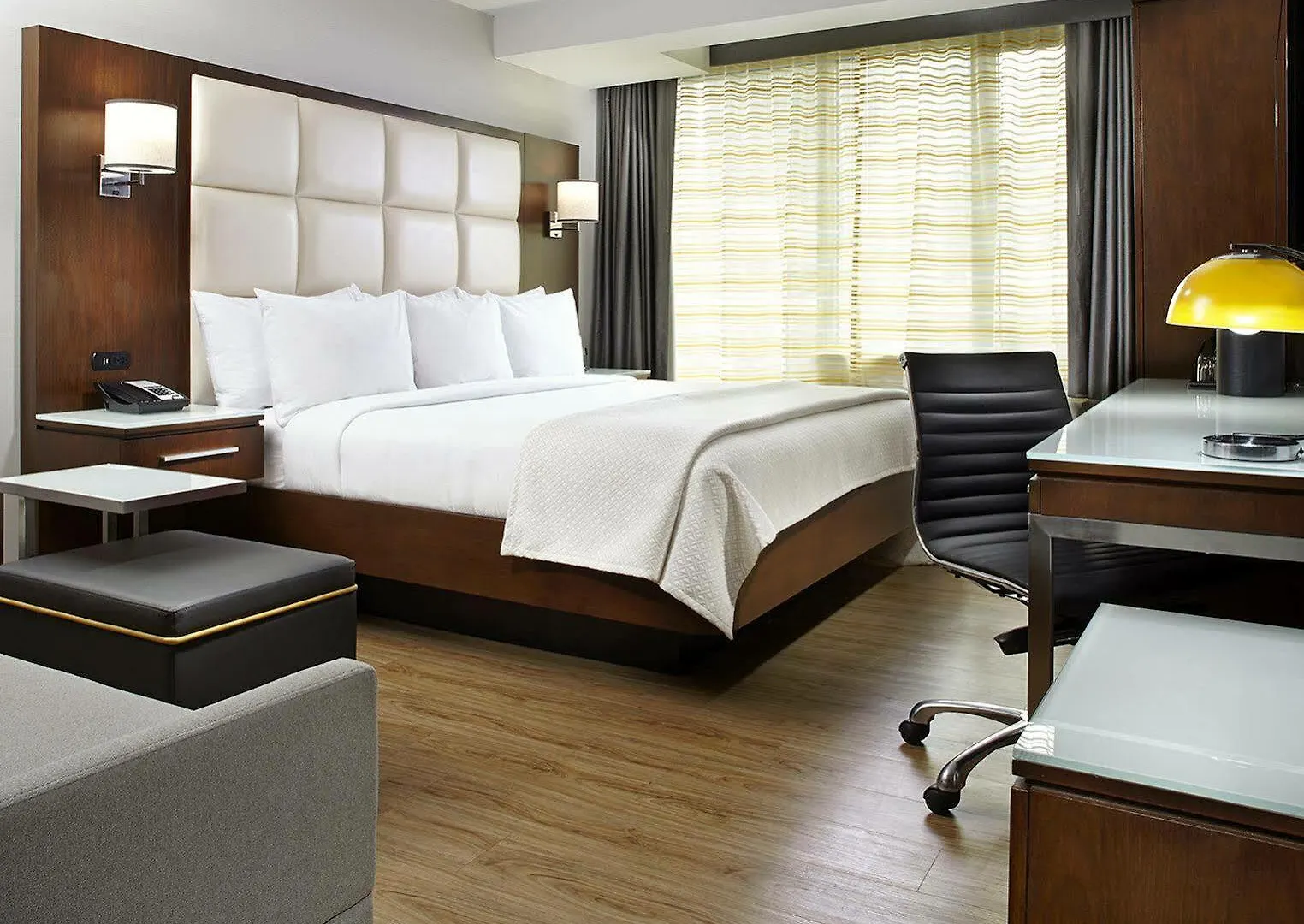 Cambria Hotel New York - Chelsea 4*,