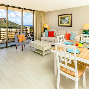 Apartment Diamond Head & Ocean View Gem Near Waikiki Beach, Parking's On Us Honolulu