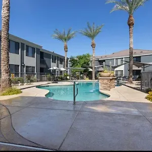 Apartment Modern 2br Oasis! Phoenix